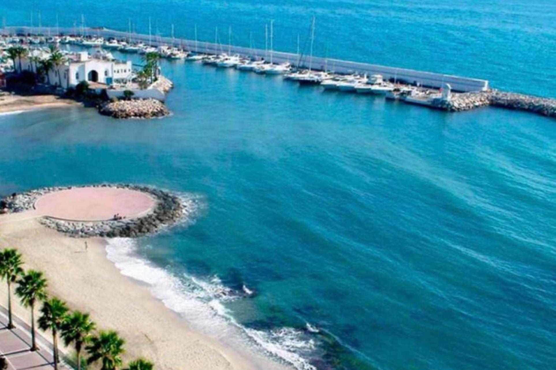 Marbella Beachfront - Beachside Apartment With Stunning Sea Views Exteriör bild