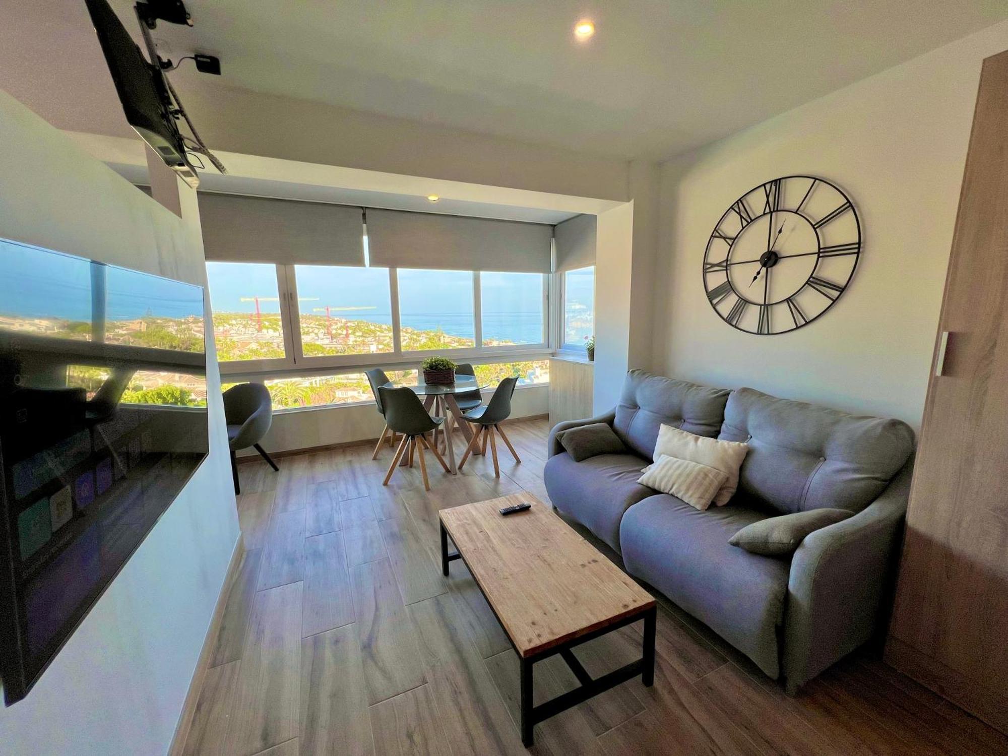 Marbella Beachfront - Beachside Apartment With Stunning Sea Views Exteriör bild