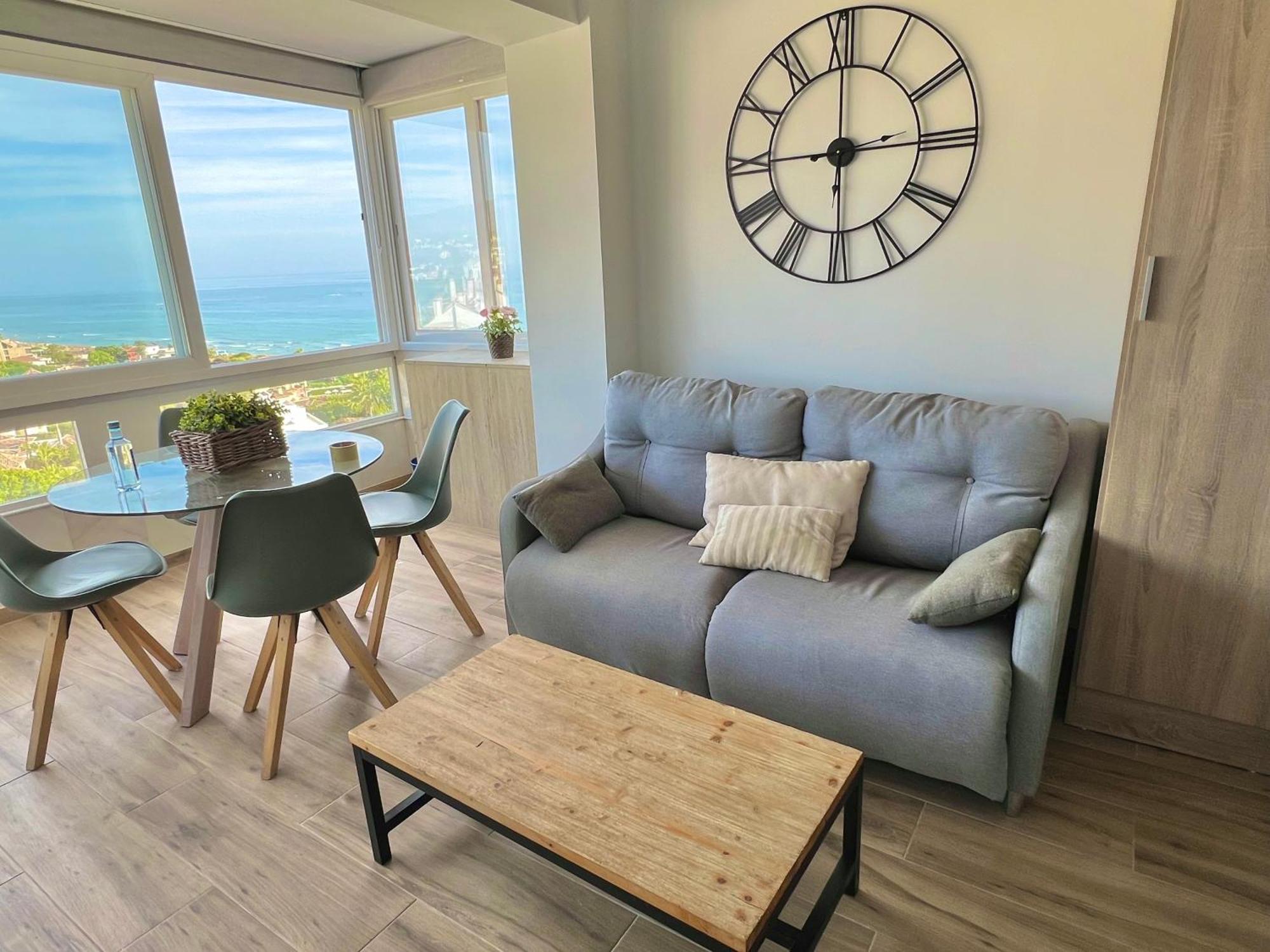 Marbella Beachfront - Beachside Apartment With Stunning Sea Views Exteriör bild