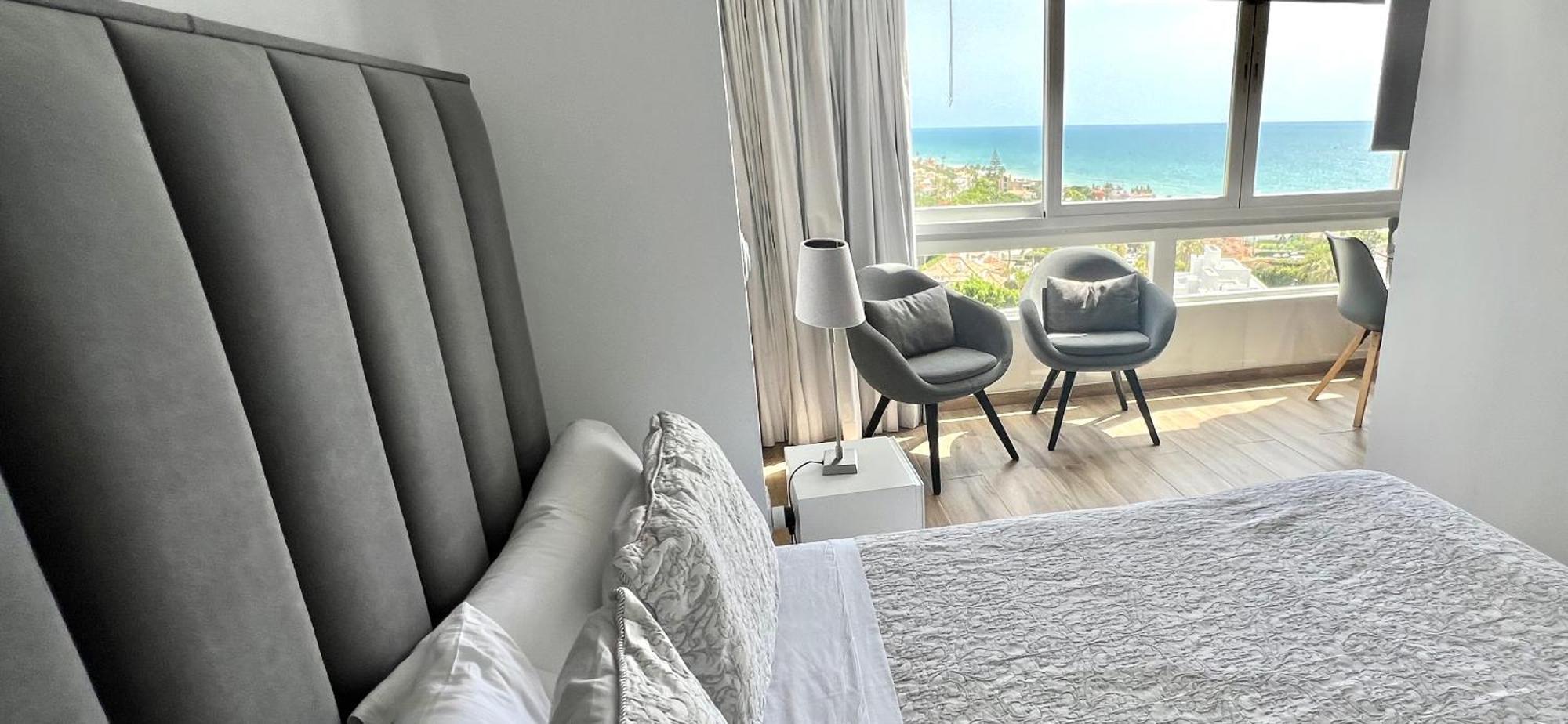 Marbella Beachfront - Beachside Apartment With Stunning Sea Views Exteriör bild